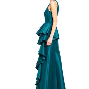 NWT Emerald Green Badgley Mishka gown w/high neck, ruffle detail & leg slit